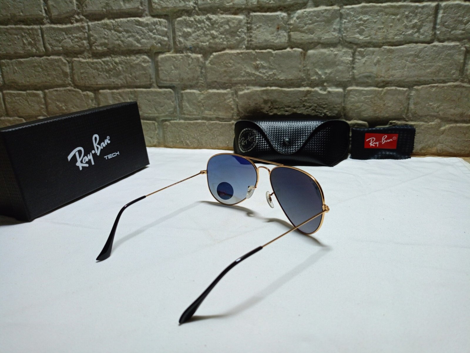 Rayban polarized aviator sunglasses 3026 - Image 3