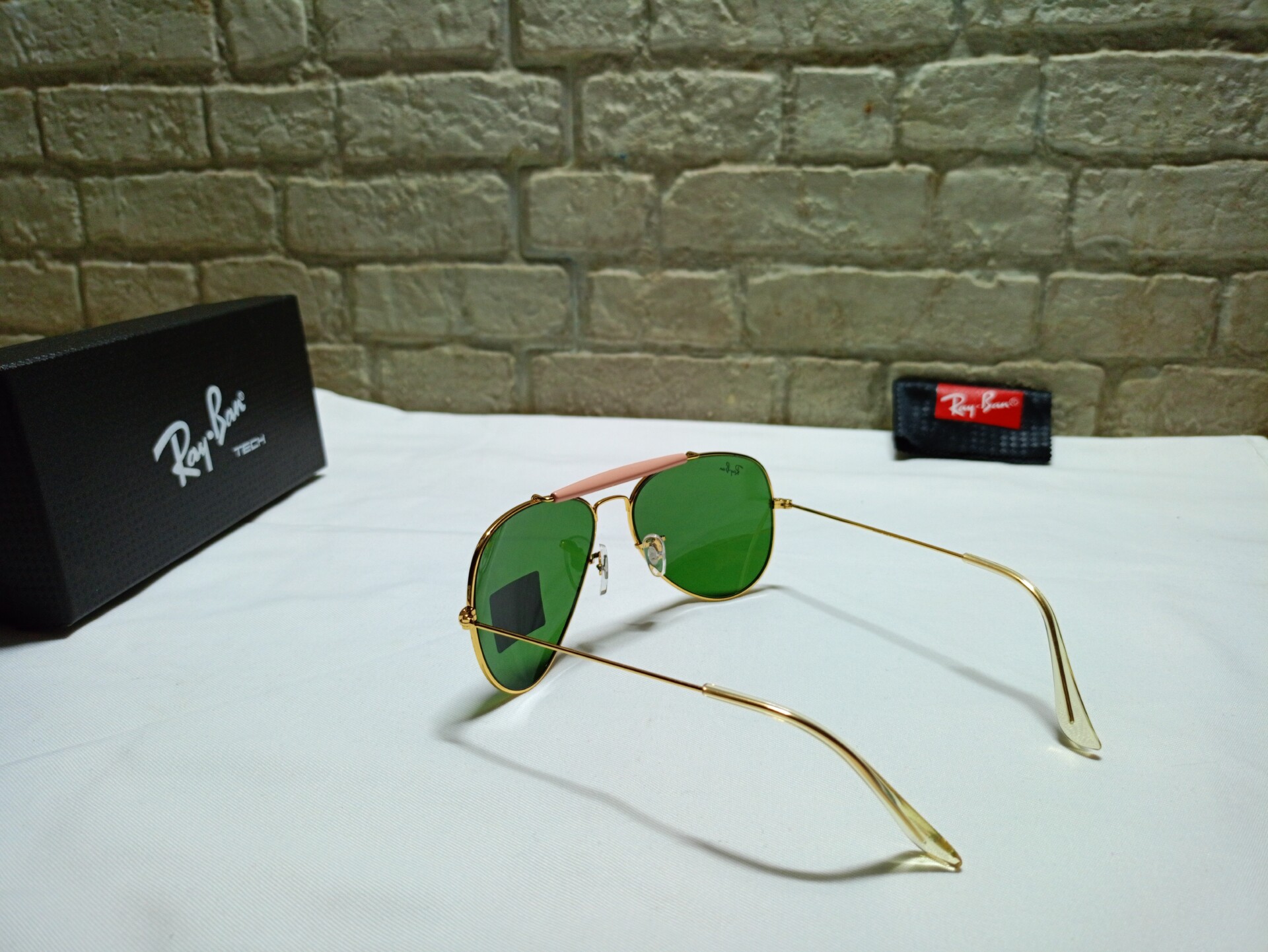 Rayban aviator sunglasses new - Image 4