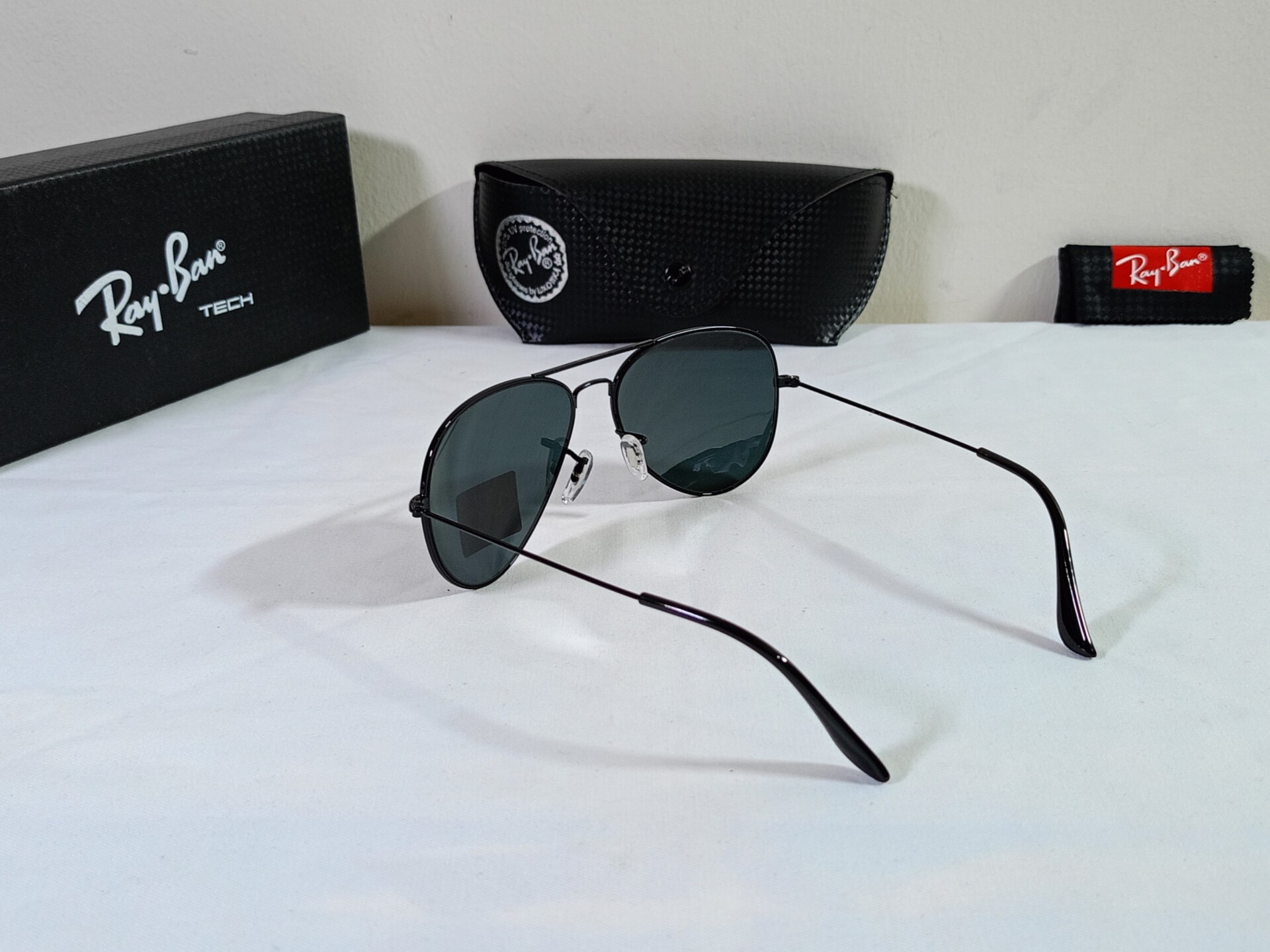 Rayban aviator sunglasses - Image 4