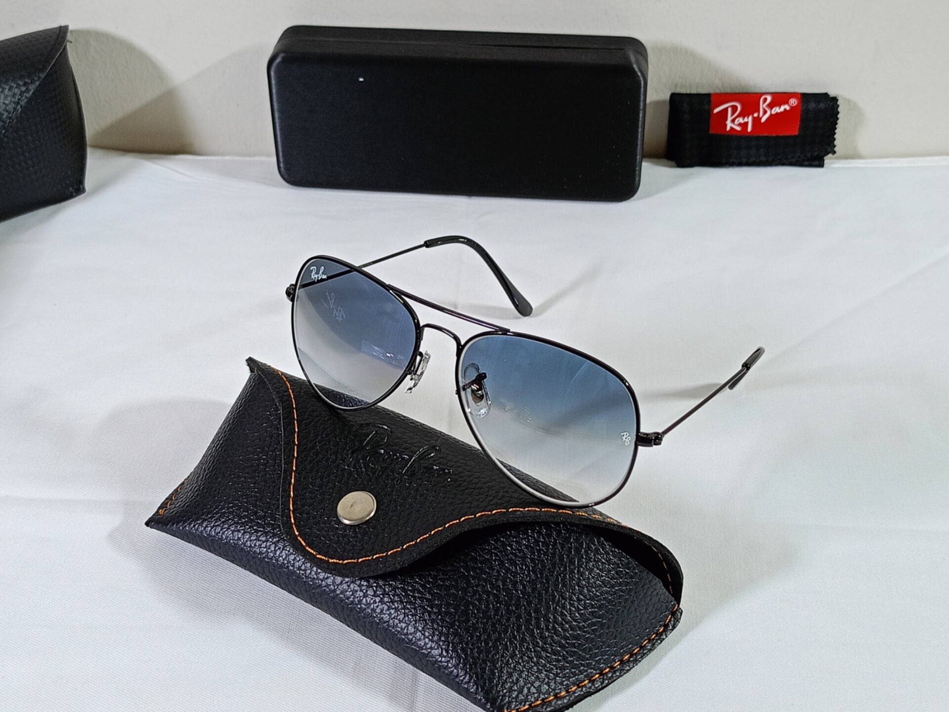 ray ban aviator blue shade sunglasses - Image 2