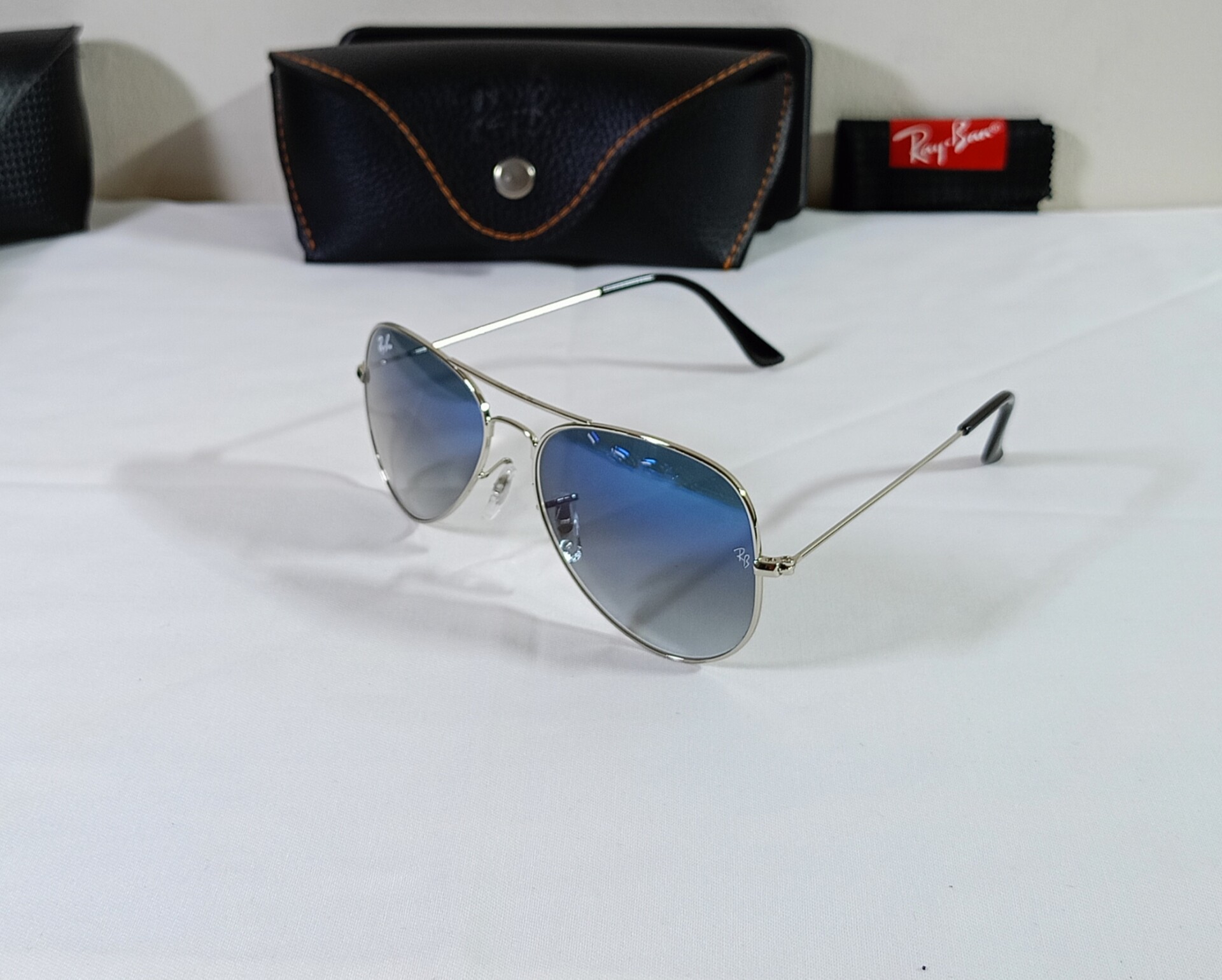 ray ban aviator blue shade sunglasses - Image 2