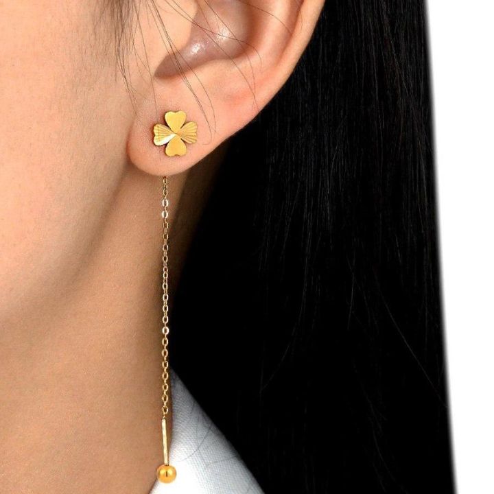 Sui suta 4 leaf earrings
