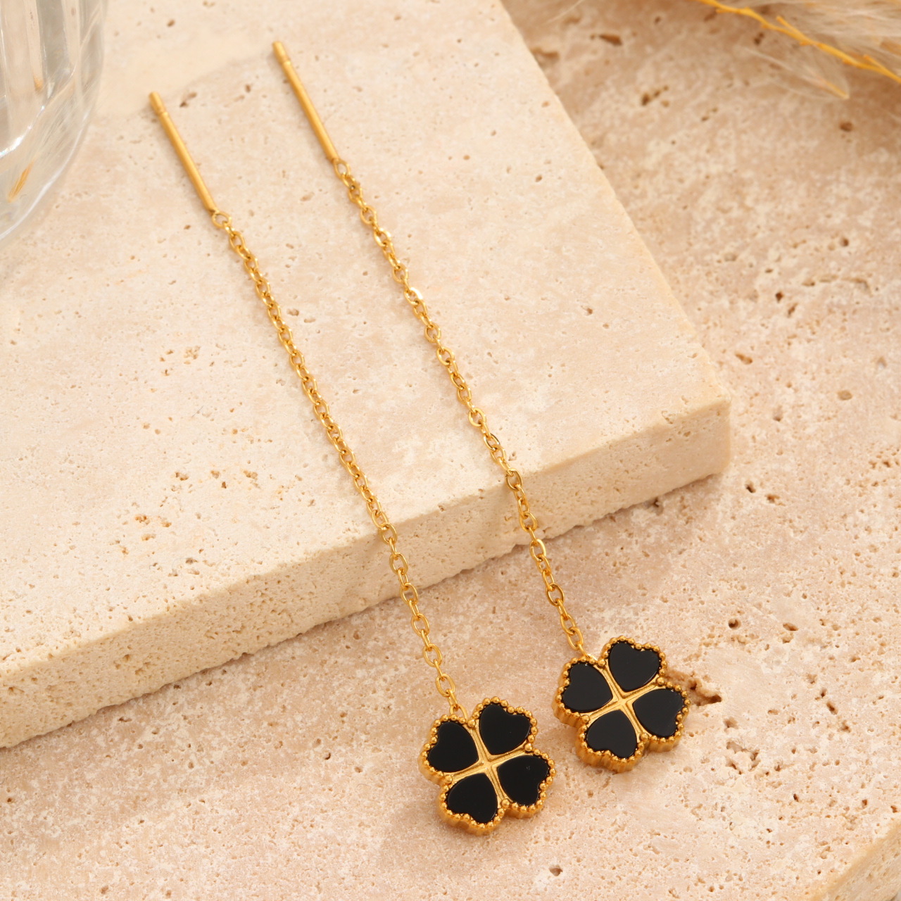 4 Leaf Roman Dark Flower Backpin Shining 22karet Gold Plated Earring - Image 2