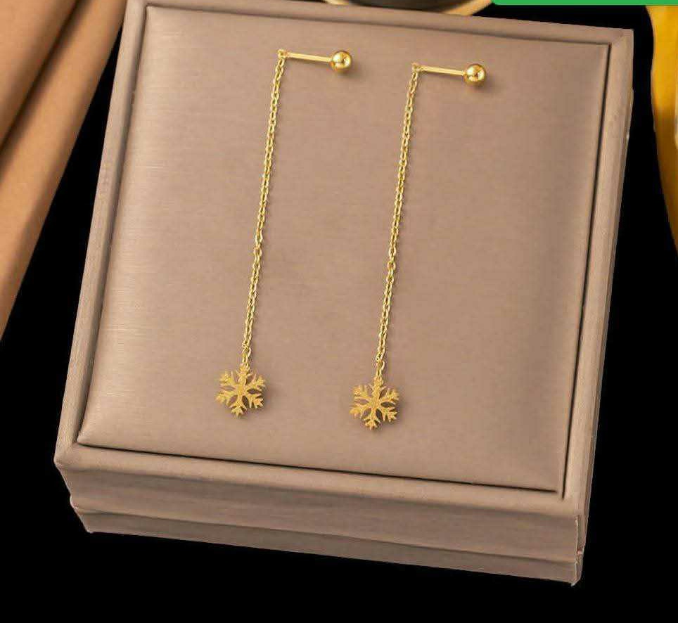 Sui suta Snow Crystal Design 22karet Gold Plated Earrings - Image 2