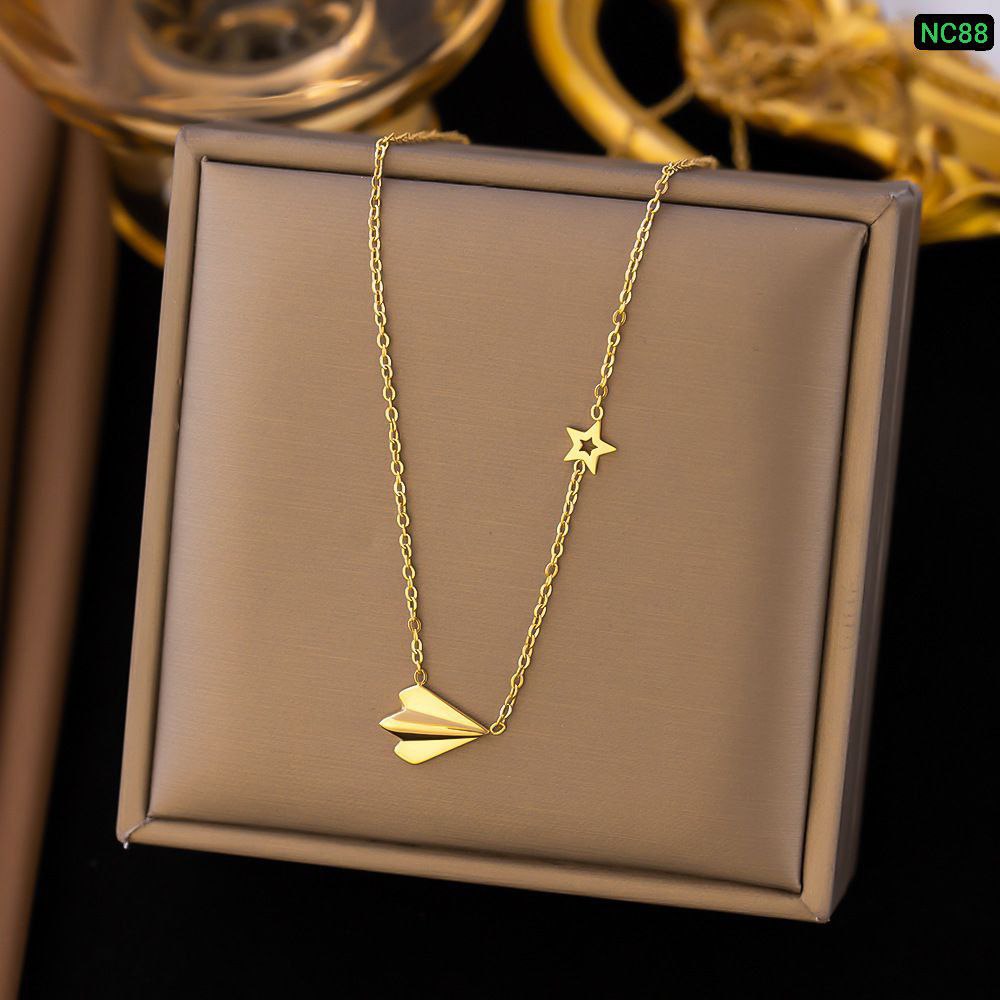 Paper Airplane 18K Gold Necklace NC88