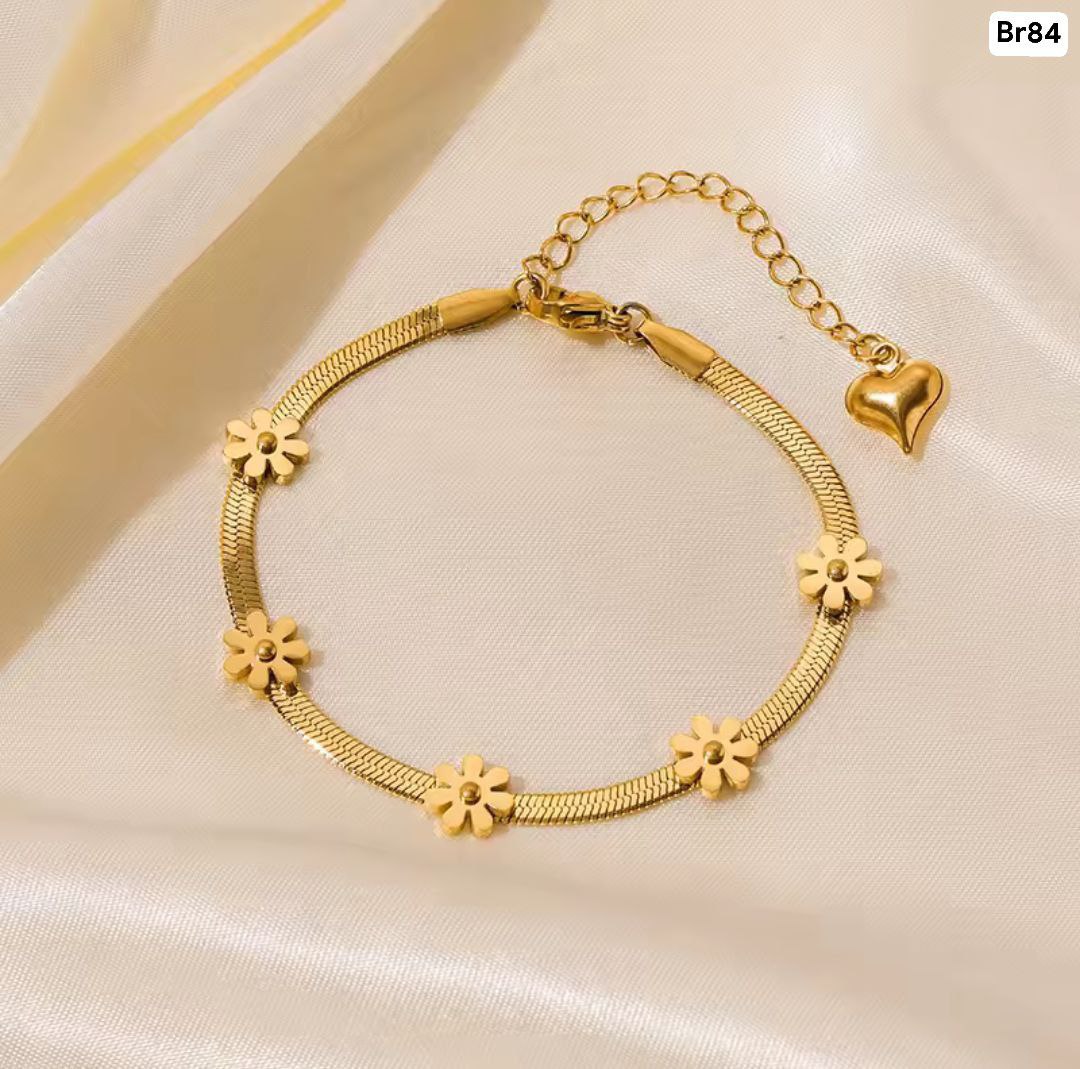 5 Flower 22Karet Gold Plated Stainless Steel Bracelet - Image 2