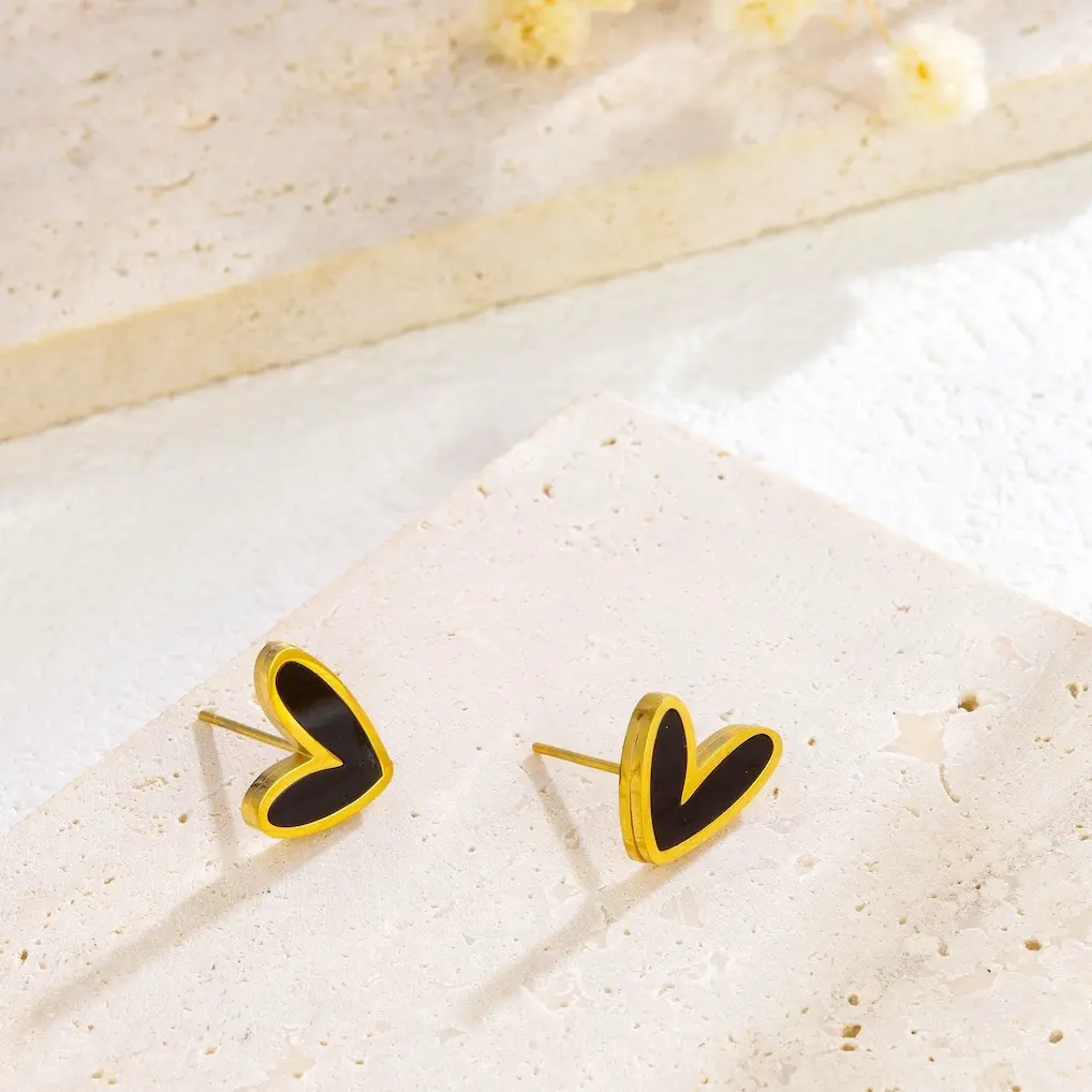 Dark Love Backpin Shining 22karet Gold Plated Earring - Image 2